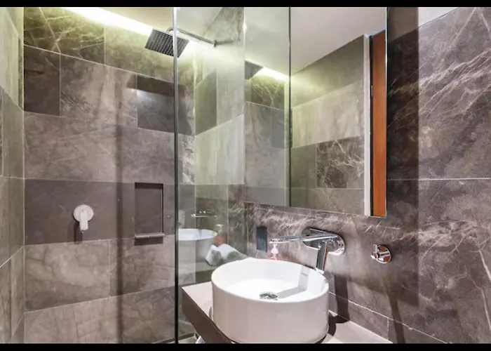 Iik Apartahotel *